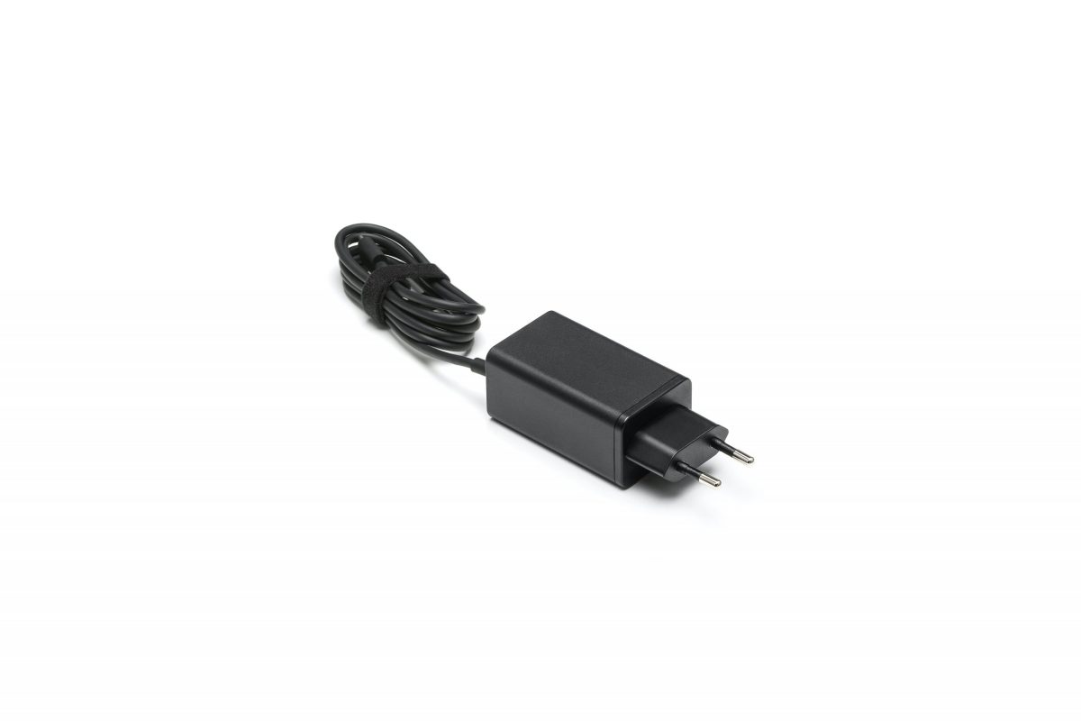 DJI 65W Portable Charger - Image 3