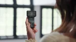 insta360 luna ultra oled 2" screen